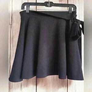 Women’s Black Mini Skater Skirt Side Zip Side Tie Flip Waist VTG NWOT Small